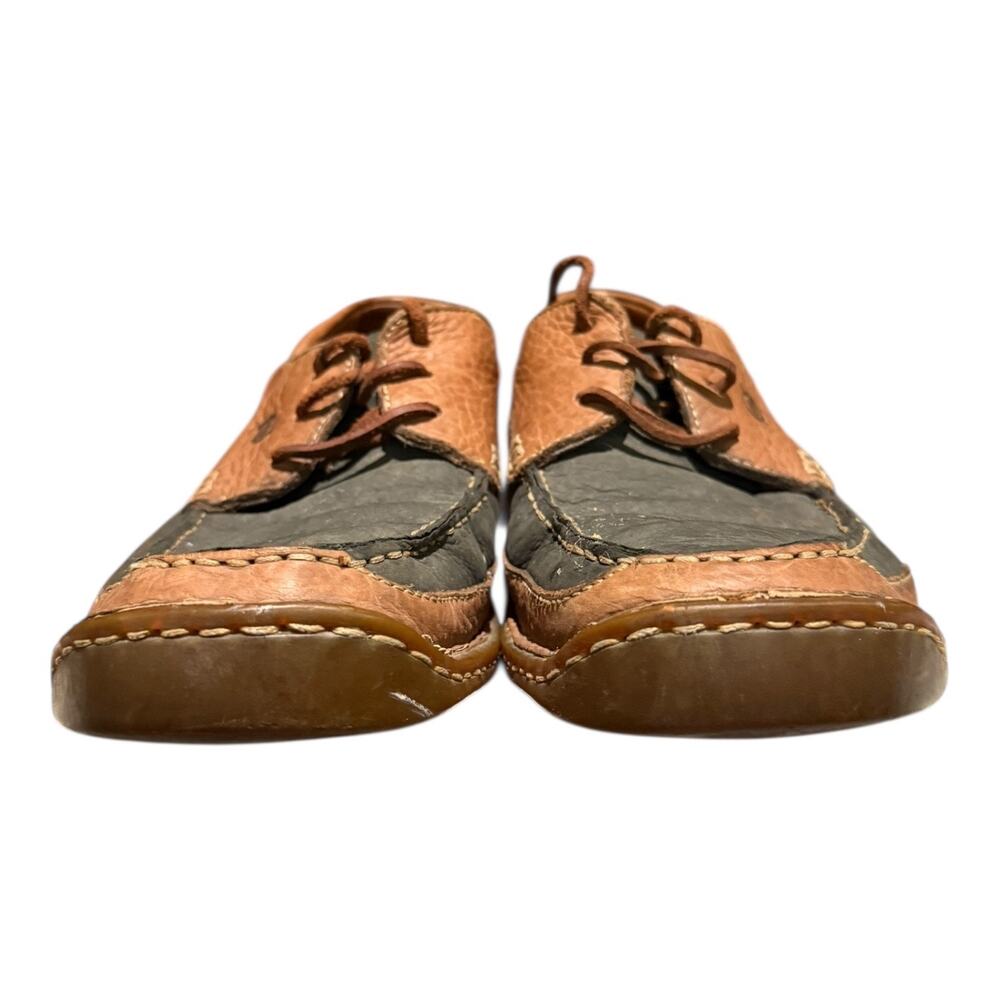 Born Men's Deck Shoe Size 9.5 M Lace Up Boat Loafer Two Tone Brown Leather - Picture 4 of 10